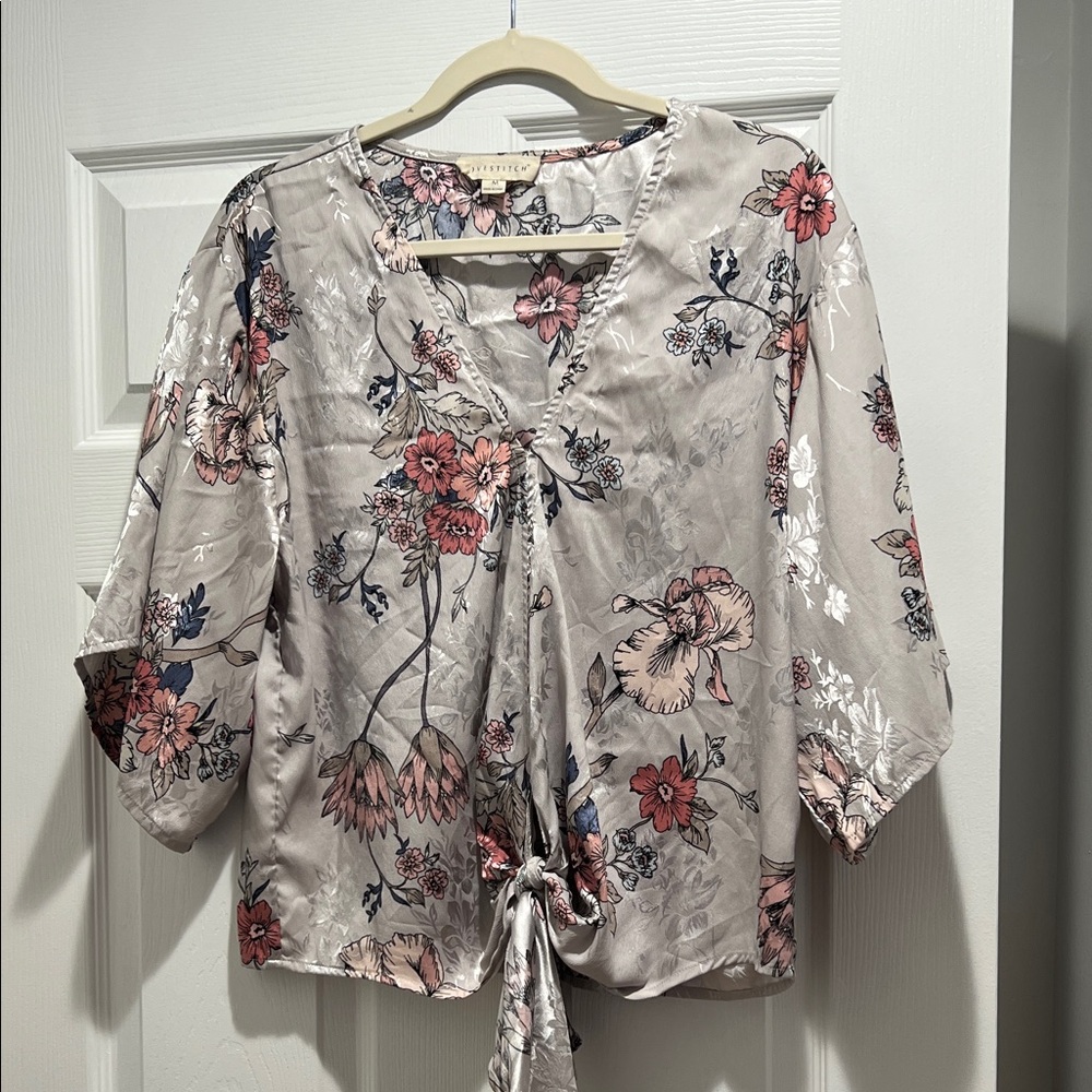 Floral Gray Women's Top